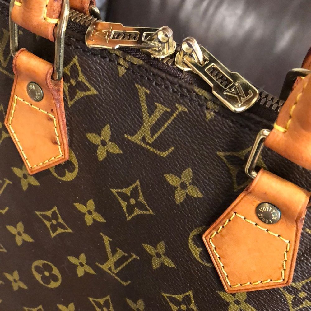 LOUIS VUITTON Alma Monogram Top Handle Crossbody Shoulder Bag VI0916 - Picture 10 of 16